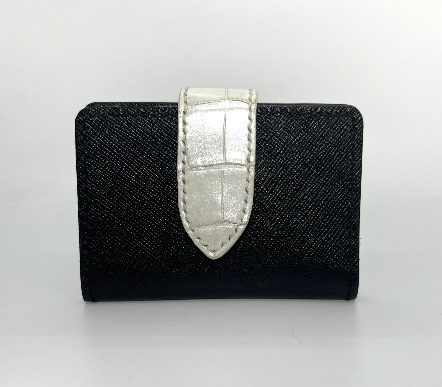 Folding card holder/mini wallet