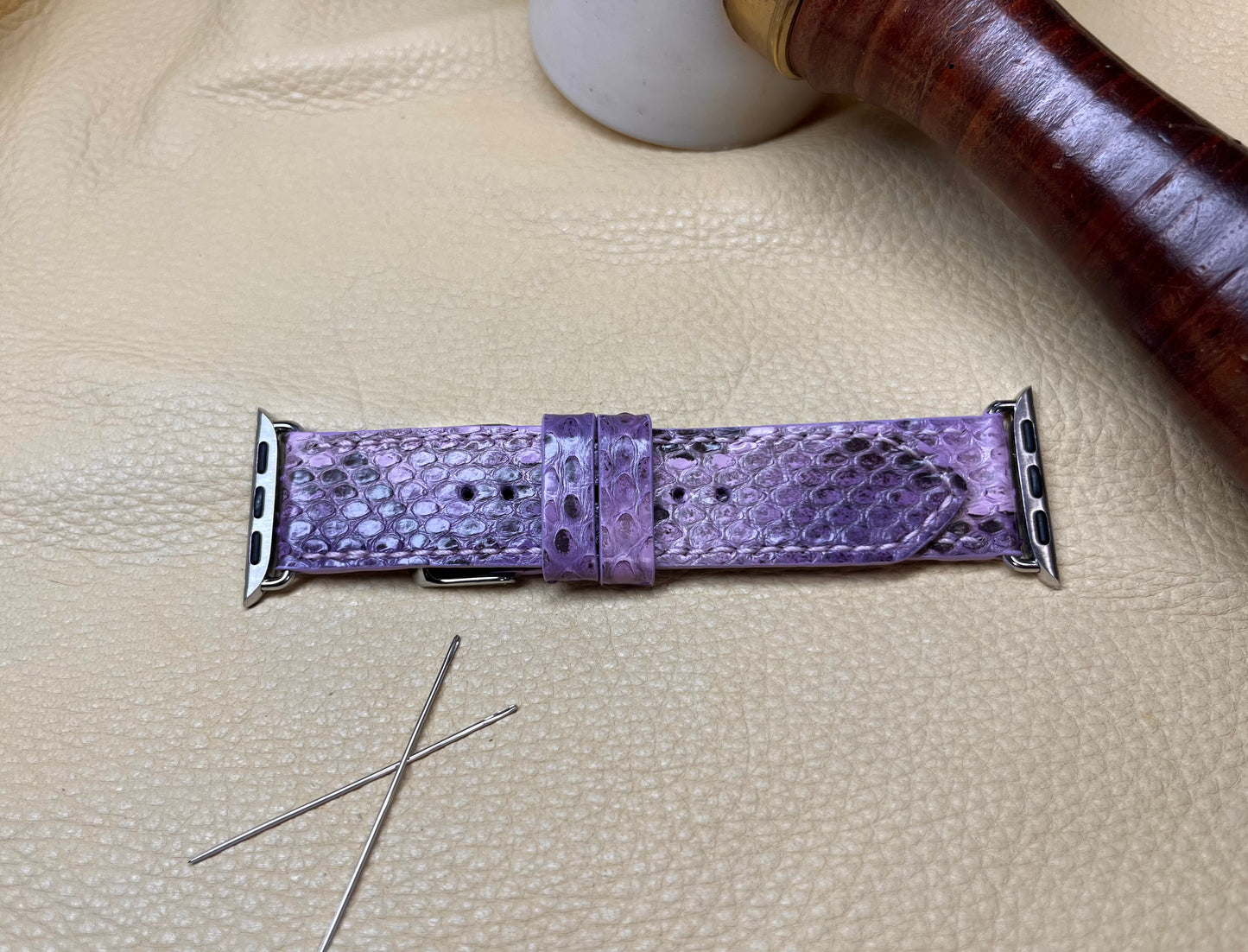 Python apple watchband